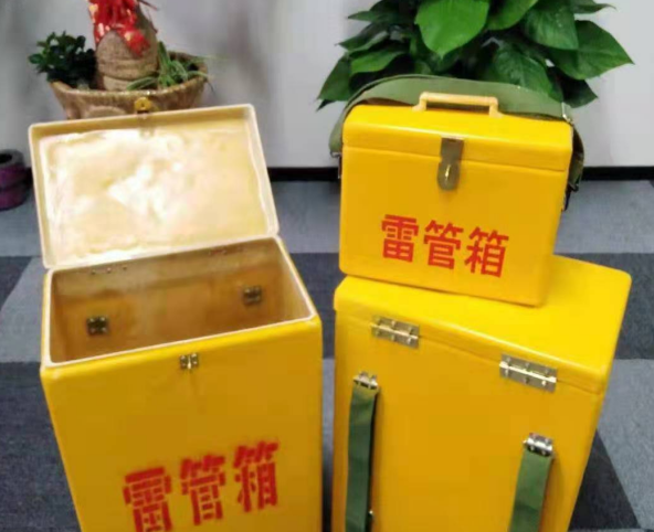 崇仁玻璃钢雷管箱有哪些特点